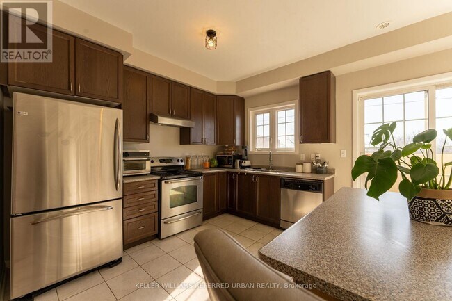 Photo - 1250 St Martins Dr