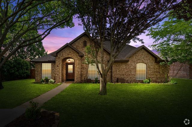 Building Photo - 1802 Ridgewood Dr Rental