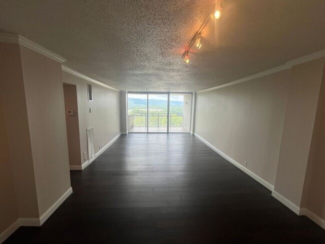 Photo - 1131 Stringers Ridge Rd Unit 8A