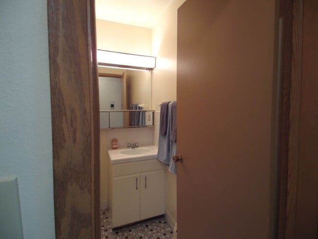 Photo - Oakview Manor