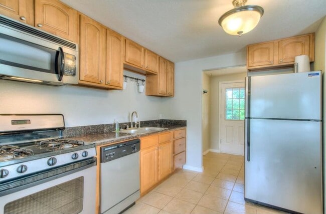 Photo - 5560 Otis Ct