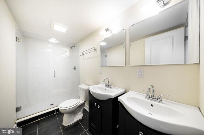 Photo - 2006 Walnut St Unidad 8