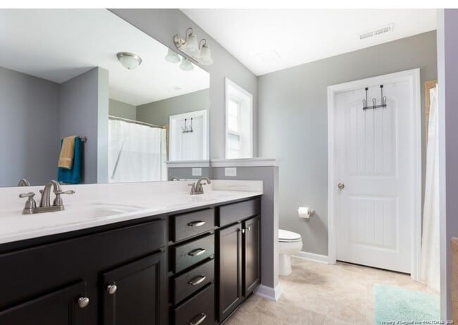 Photo - 476 Blackhawk Lane