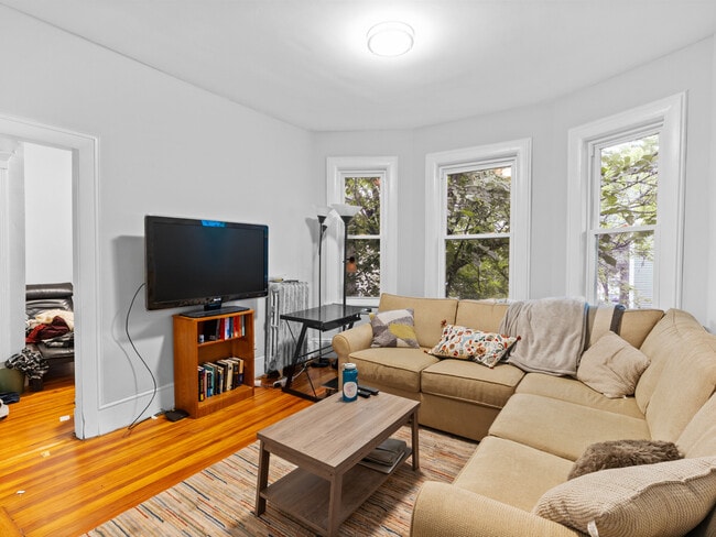 Photo - 368 Broadway