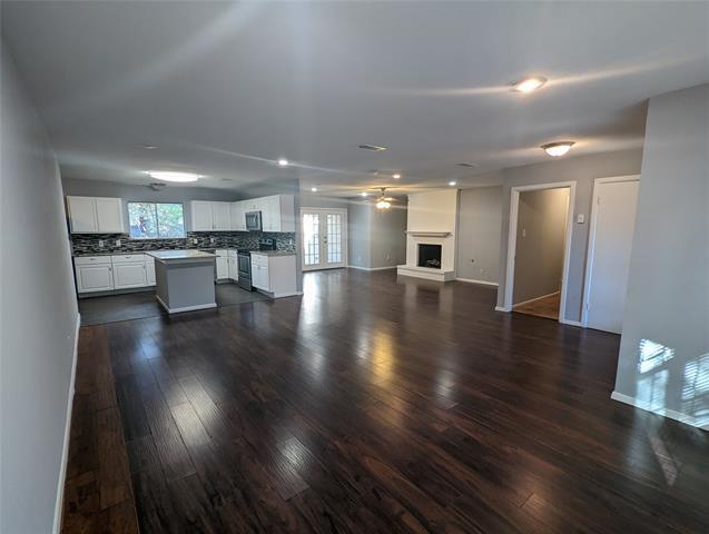 Photo - 2103 Ravinia Dr