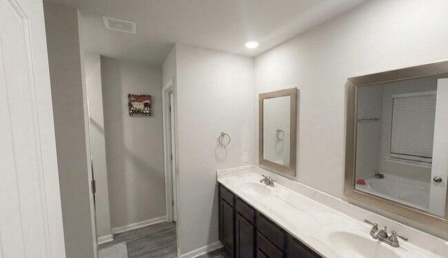 Photo - 232 Aimes Dr