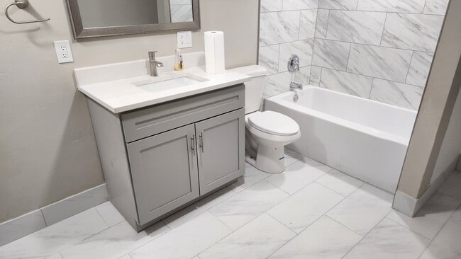 Photo - 920 W 600 N Unidad Basement