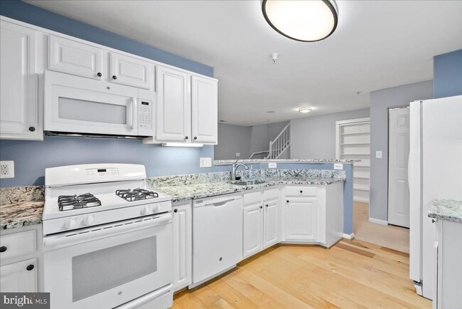 Building Photo - 11405 Windleaf Ct Unit 178