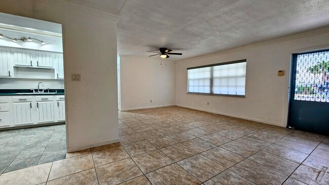 Photo - 1150 Bayshore Dr