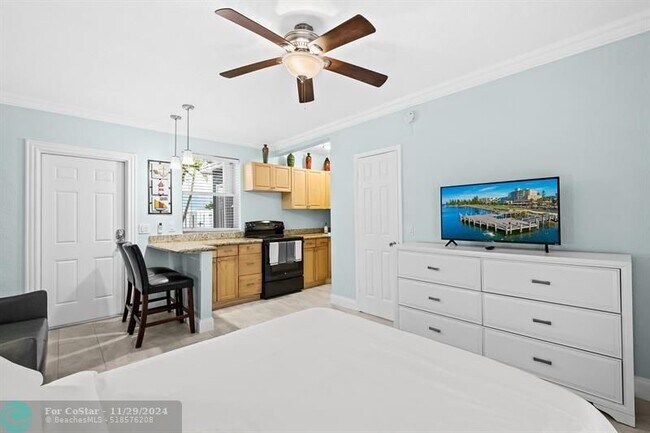 Photo - 333 NE 7th Ave