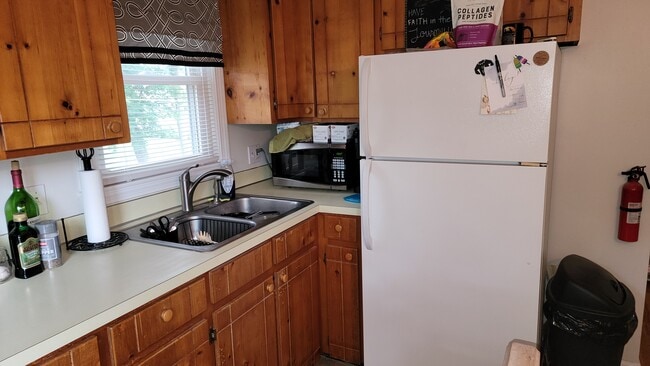 Photo - 74 Main St Unit Apt4