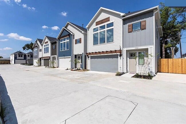 Photo - 7704 Nasser Ln