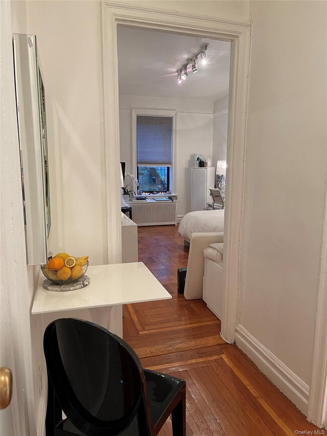 Photo - 221 E 76th St Unit 4F