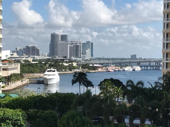 Photo - 540 Brickell Key Dr Condo Unit 1002