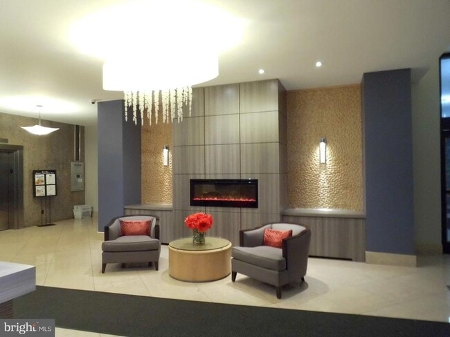 Photo - 1011 Arlington Blvd Unit 627