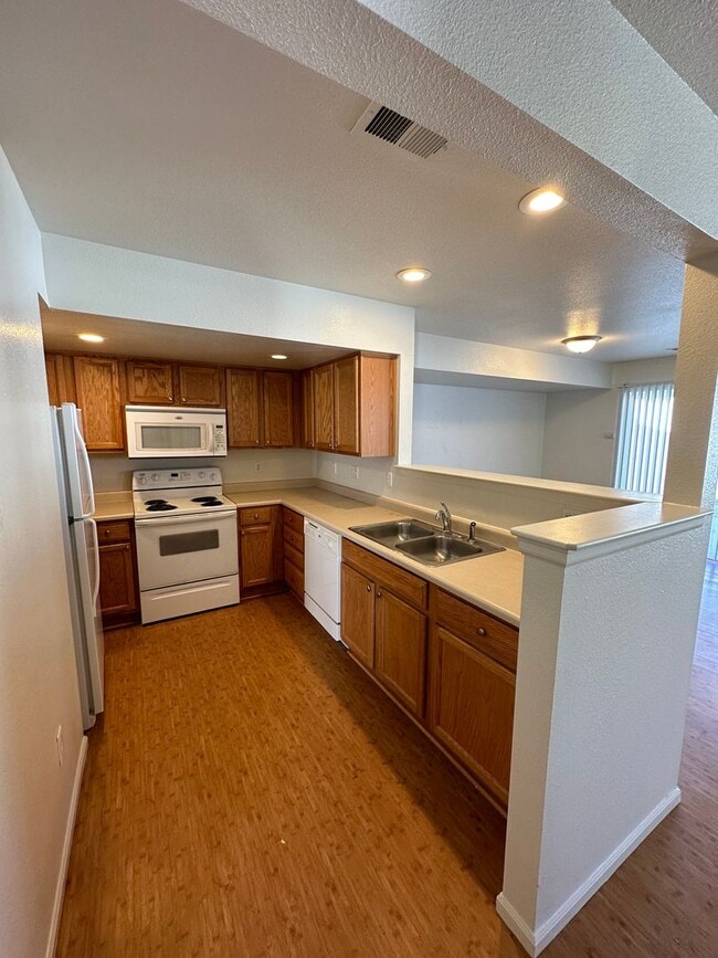 Photo - 3 BEDROOM, 2.5 BATHROOM SOUTH PARK TWINHOME WITH ATTACHED 2 CAR GARAGE