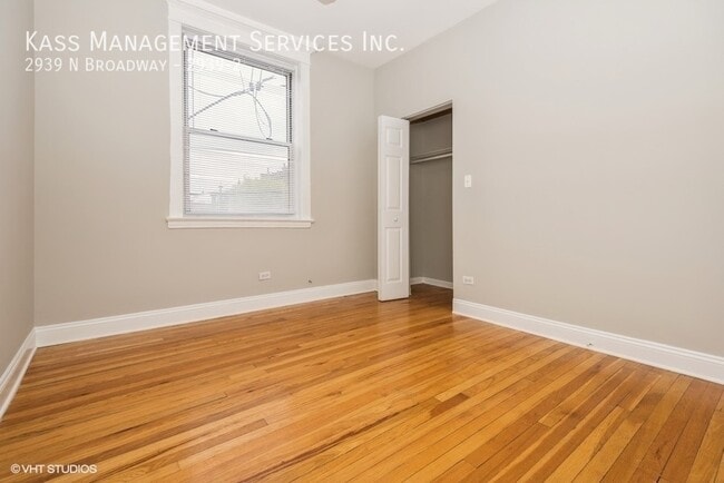 Photo - 2939 N Broadway Unit 2939-2