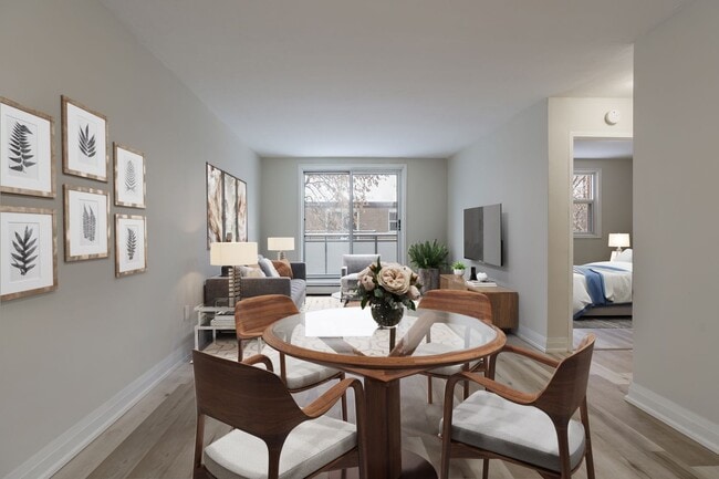 240 Southwood Dr - 240 Southwood Dr