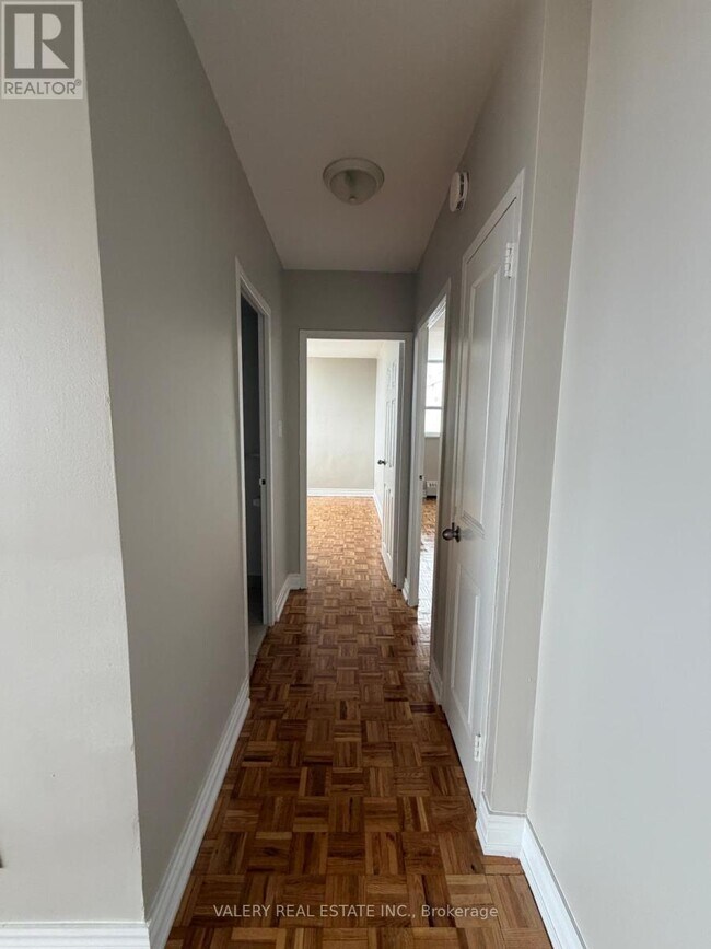 Photo - 890 Jane St Unit 1202