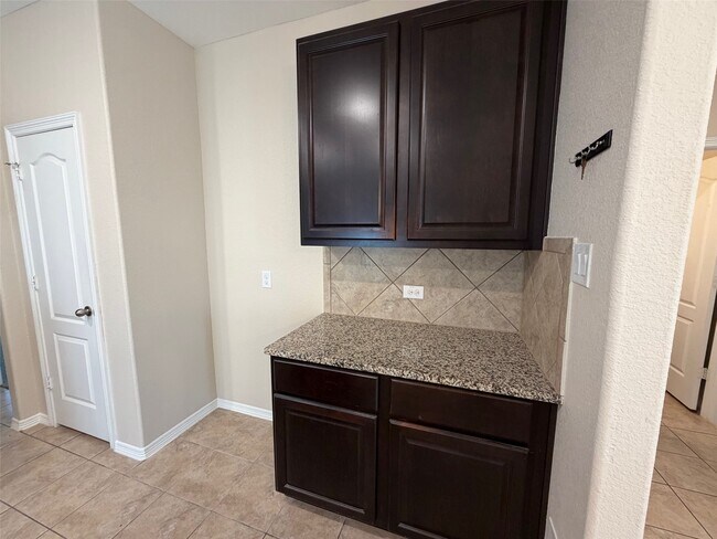 Photo - 2422 Concord Ter