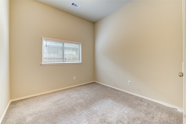 Photo - 4727 Crest Hill Dr