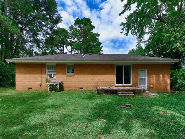 Photo - Newly renovated 3 bed/2 bath brick home