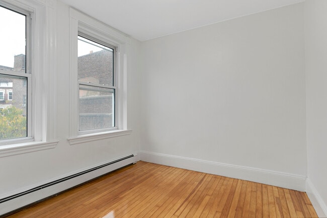 Photo - 116 Prince St Unit 2