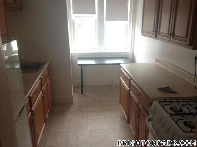 Photo - 1800 Commonwealth Ave Unit 14