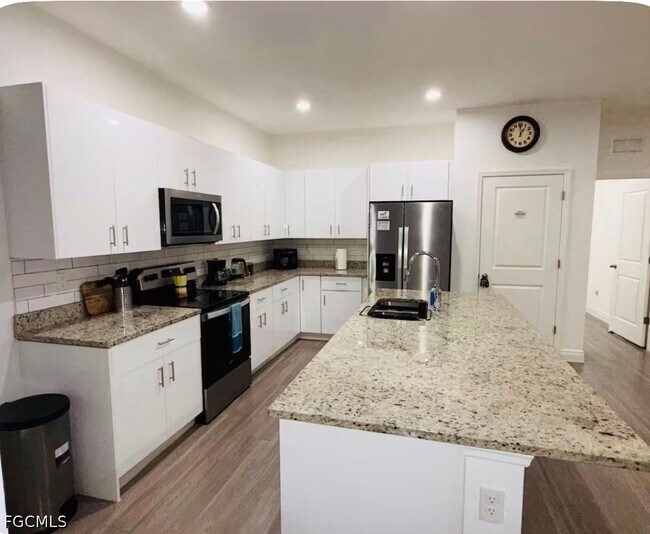 Photo - 8059 Sherwood Cir