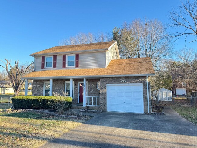 Photo - Centrally Located in St. B! 3 Bedrooms and 2.5 Baths! Fenced Backyard!