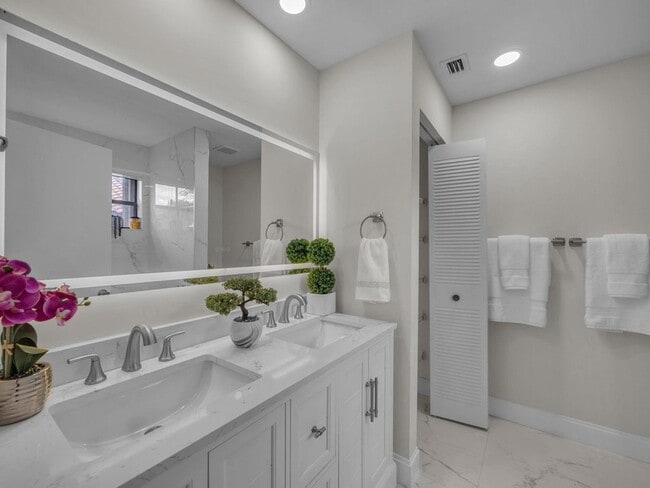 Building Photo - 1744 Shoreside Cir Rental