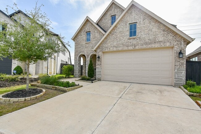 Photo - 2526 Seedling St