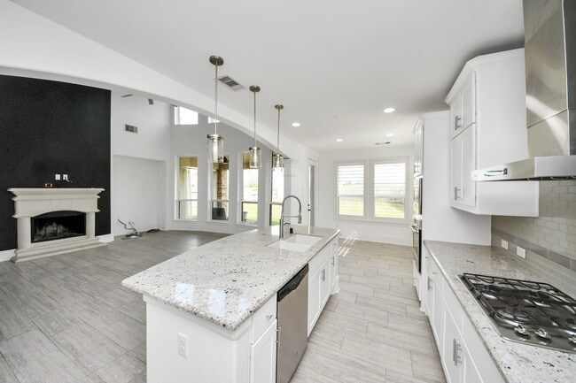 Photo - 2614 Orleans Way