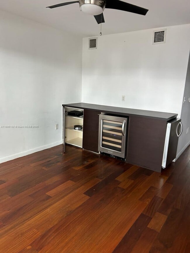 Photo - 1560 Pennsylvania Ave Unit 211
