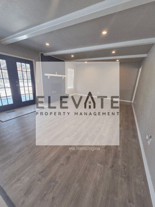 Photo - 1809 N Oakhill Rd