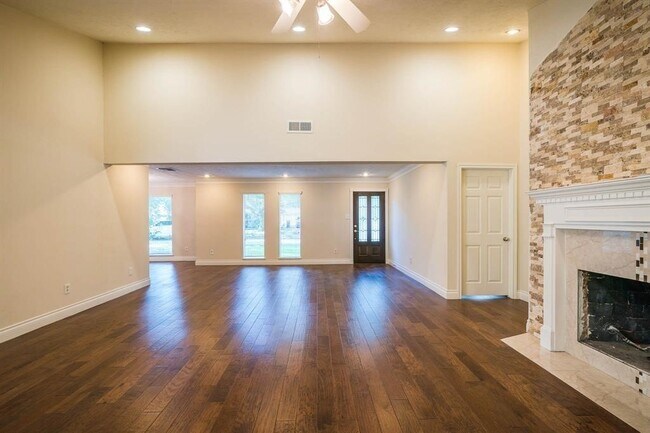 Photo - 21203 Park Brook Dr