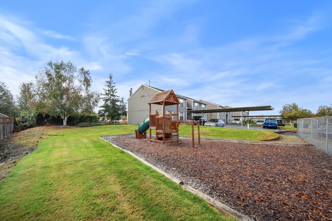 Cascade Court - Cascade Court Apartments