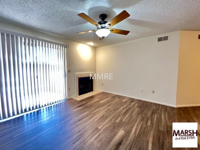 Photo - Cozy 2 bedroom condo with community pool in Mesa!