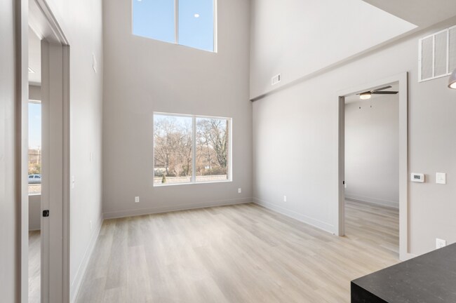 Photo - 1090 Haysboro Ave Unidad 208