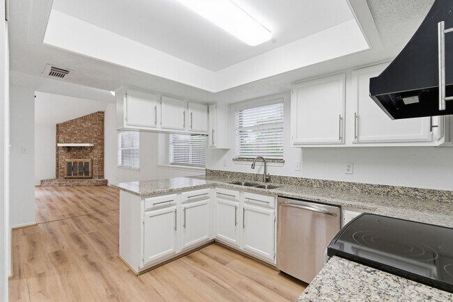 Photo - 11631 Inga Ln