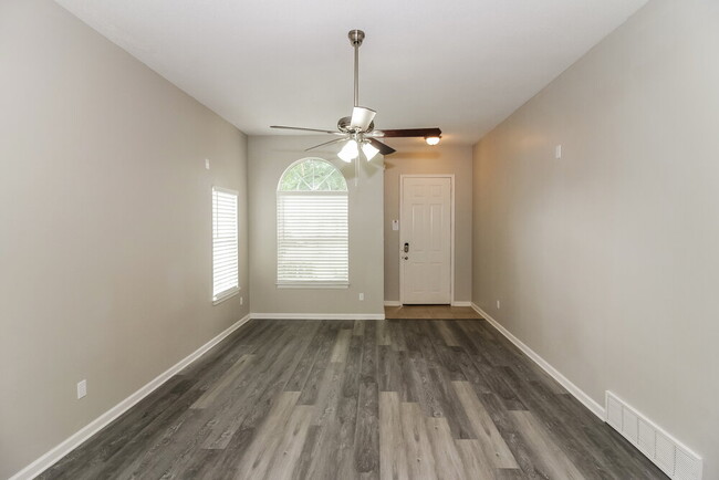 Photo - 8280 Dexter Ridge Cove E