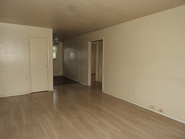 Photo - 6006 Dickson Rd Unidad 4