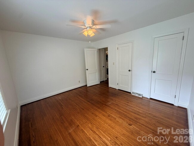 Photo - 1411 Richland Dr