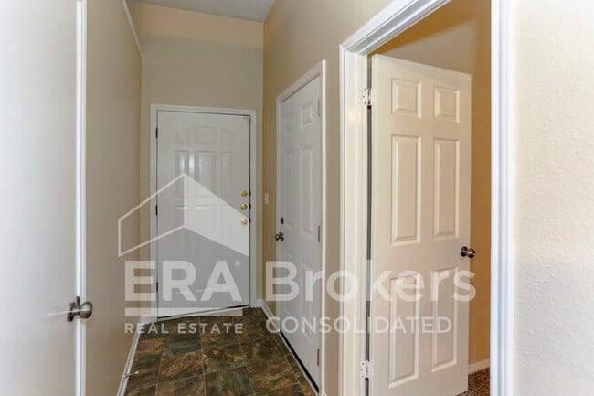 Photo - 2304 Sherman Dr