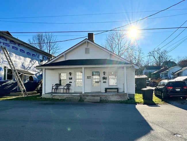 103 Swigert Ave Unit FOH103