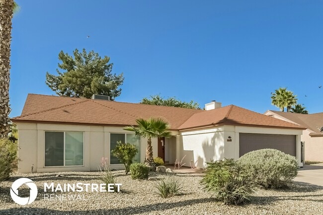 Photo - 3557 W Chicago St