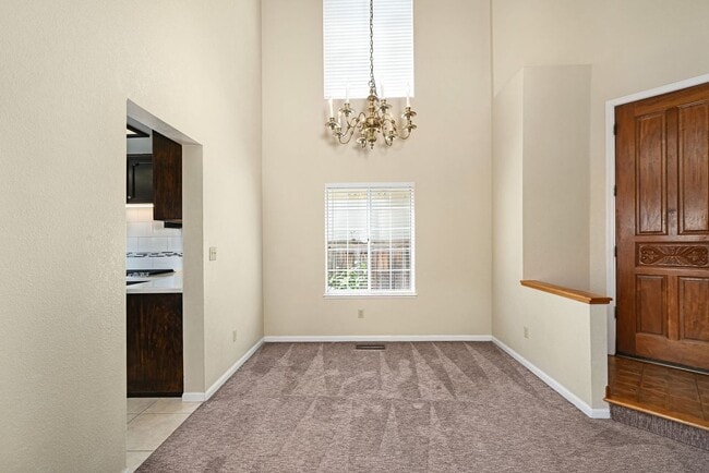Photo - 1319 Strawberry Ct