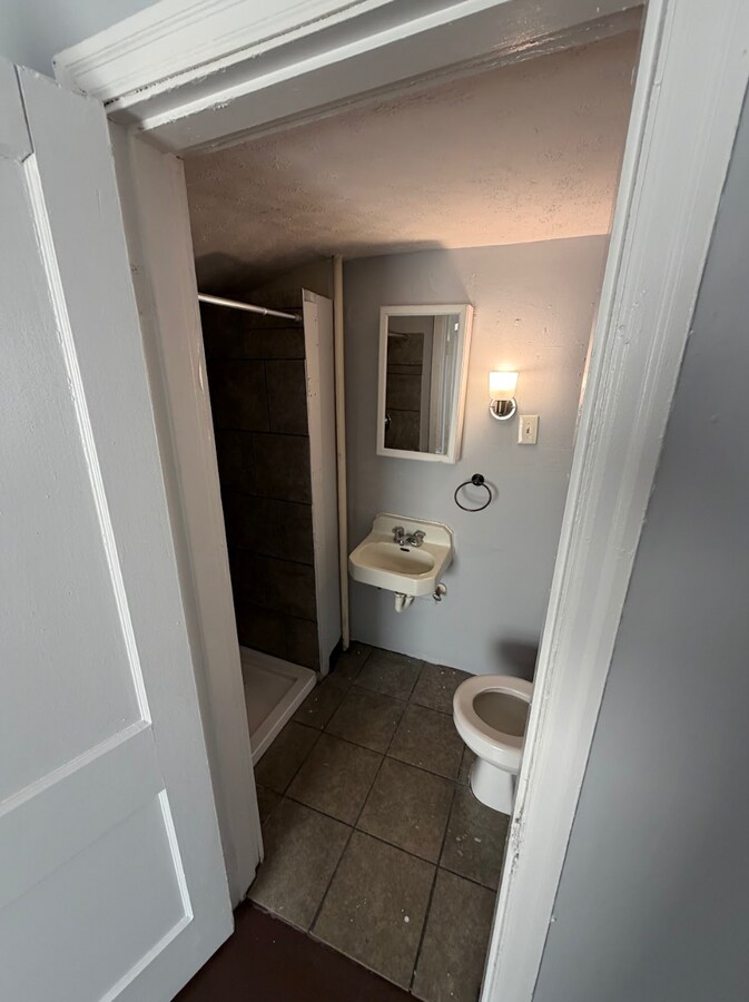 Photo - 502 Harrison St