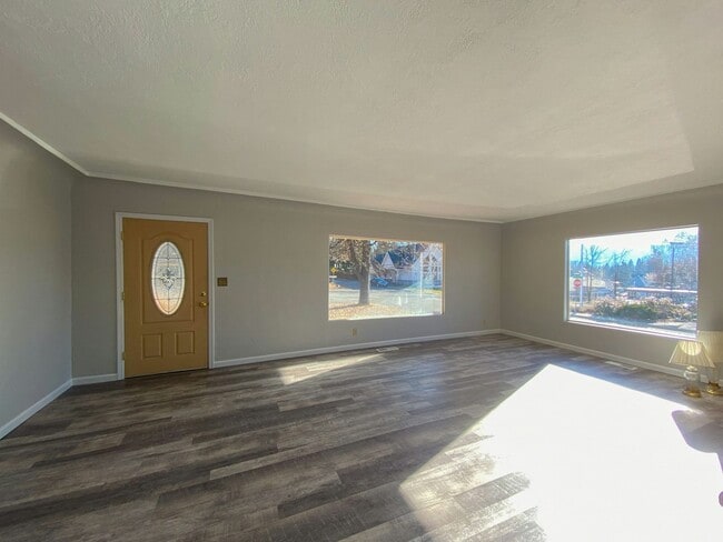 Photo - 300 E Lake St