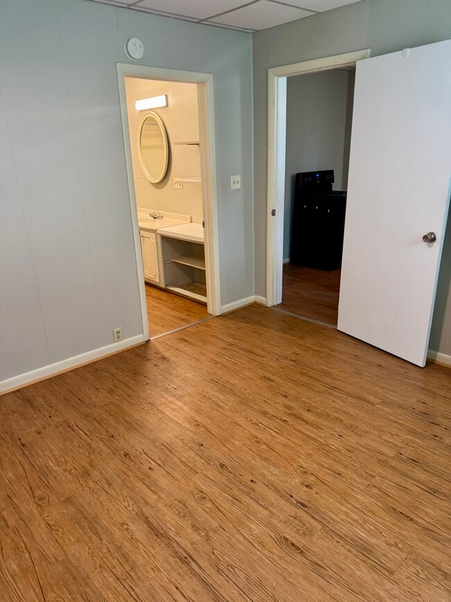 Photo - 214 W Thomas St Unit 3
